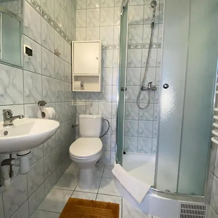 Znana - Komfortowe 200 M Od Krupowek