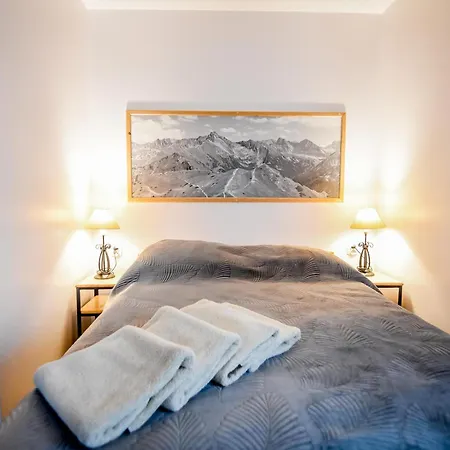 B&B Znana - Komfortowe 200 M Od Krupowek 3*