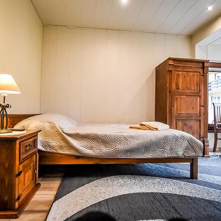 Znana - Komfortowe 200 M Od Krupowek