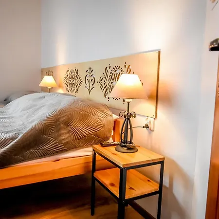 Znana - Komfortowe 200 M Od Krupowek זקופאנה