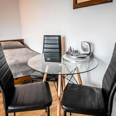 לינה וארוחת בוקר Znana - Komfortowe 200 M Od Krupowek