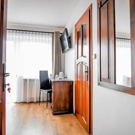 Nocleg ze śniadaniem Znana - Komfortowe 200 M Od Krupówek 3*