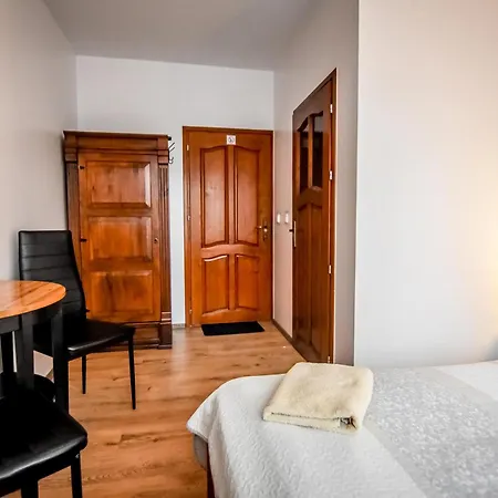 Znana - Komfortowe 200 M Od Krupowek