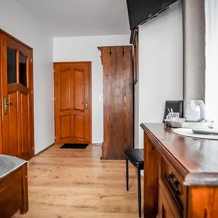 Znana - Komfortowe 200 M Od Krupowek