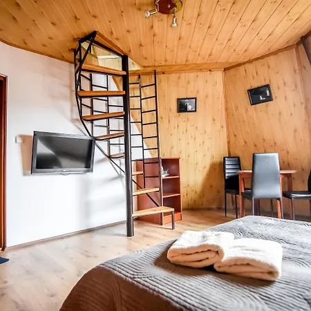 לינה וארוחת בוקר Znana - Komfortowe 200 M Od Krupowek