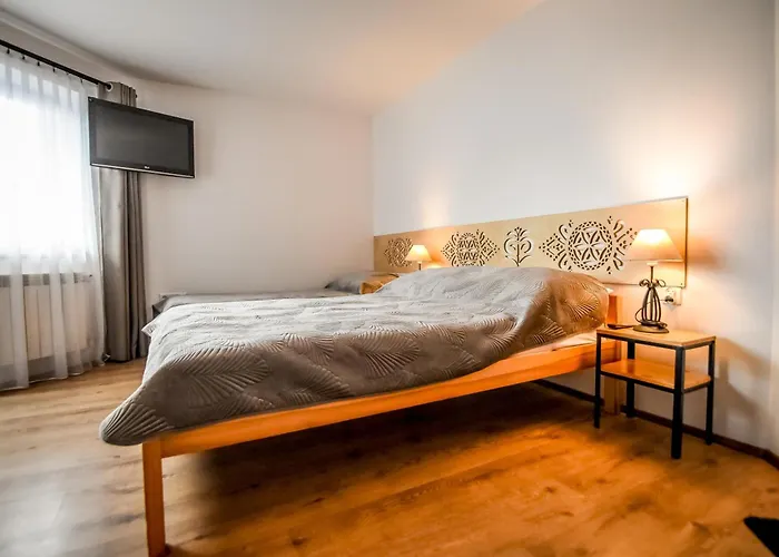 Znana - Komfortowe 200 M Od Krupowek Oda ve Kahvaltı 3*