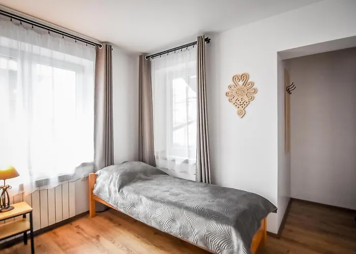 Znana - Komfortowe 200 M Od Krupowek Oda ve Kahvaltı 3*