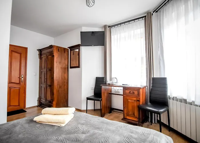 Znana - Komfortowe 200 M Od Krupowek Zakopane